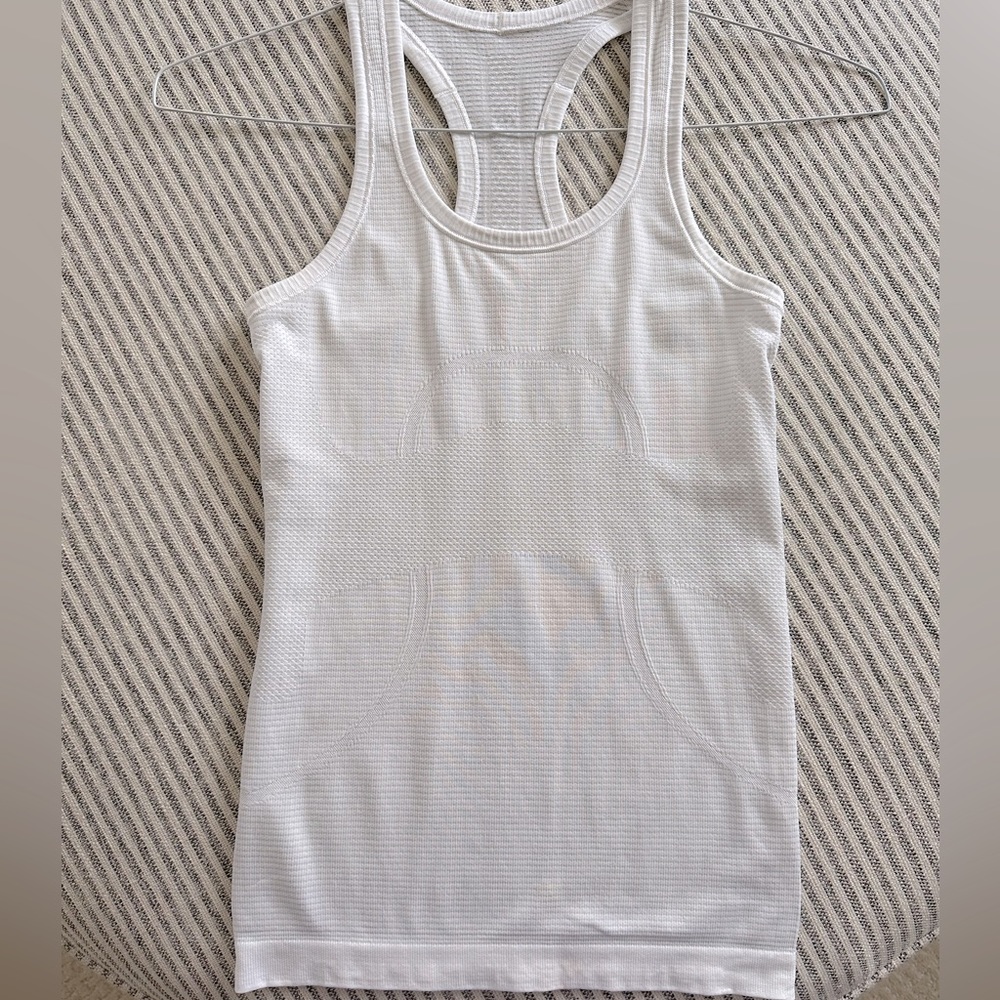 Lululemon swiftly tank